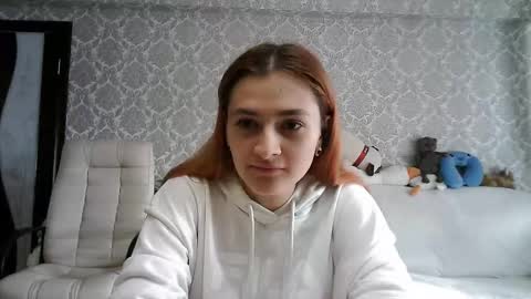 Hello My name is Kat  im new model here and little but shy but curious. online show from 09.19.25