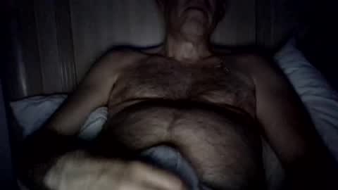 Snapshot of jonlovespussy6969 chatting on 06.12.26 John loves pussy online show from 06.12.26