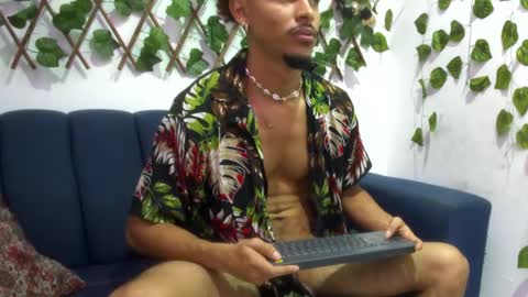 Snapshot of jordan_love7 chatting on 01.14.25 jordan online show from 01.14.25