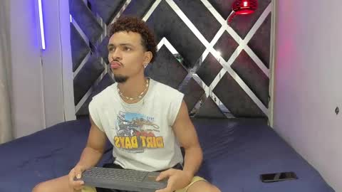 Snapshot of jordan_love7 chatting on 01.15.25 jordan online show from 01.15.25