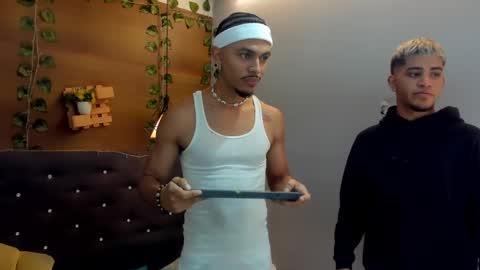 Snapshot of jordan_love7 chatting on 02.10.25 jordan online show from 02.10.25