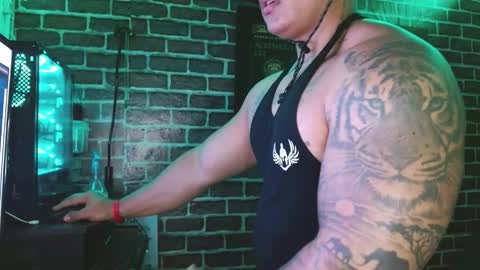     online show from 09.08.25