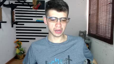 Snapshot of jordi_big_cock chatting on 12.08.24 jordi_big_cock online show from 12.08.24