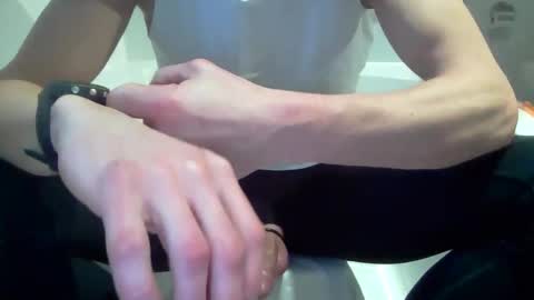 Snapshot of jordie198902 chatting on 12.18.25 jordie198902 online show from 12.18.25