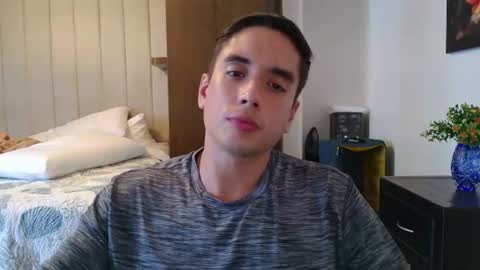 Snapshot of jorge124345 chatting on 07.26.26 Babyface online show from 07.26.26