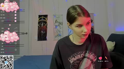 Snapshot of jorroger chatting on 02.04.25 Mila online show from 02.04.25