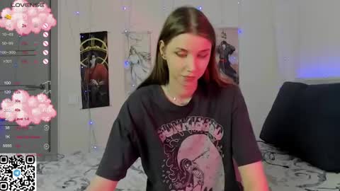 Snapshot of jorroger chatting on 02.11.25 Mila online show from 02.11.25