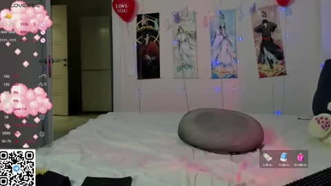 Snapshot of jorroger chatting on 02.13.25 Mila online show from 02.13.25