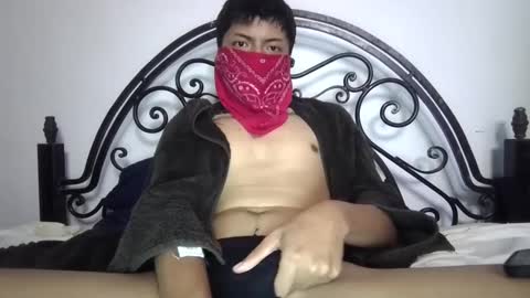 Snapshot of jos1rrrr chatting on 02.03.25 shyboy online show from 02.03.25