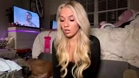 joselinehickss online show from 08.04.26