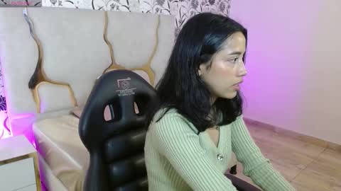Snapshot of joselyn_tay chatting on 03.25.26 Joselyn online show from 03.25.26