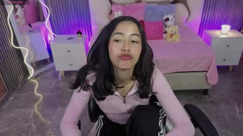 Snapshot of joselyn_tay chatting on 04.23.26 Joselyn online show from 04.23.26