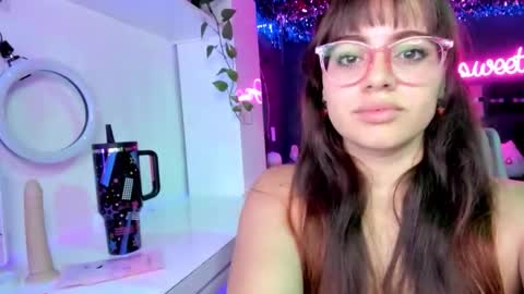 Sofia Garcia online show from 09.22.25