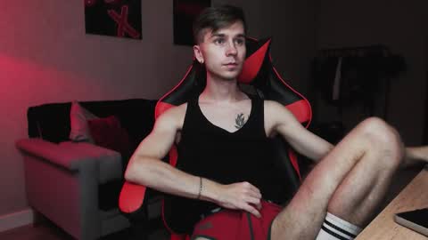 Snapshot of joseph__quinn chatting on 10.20.25 Master Joseph online show from 10.20.25