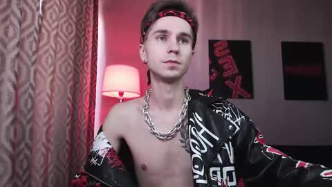 Snapshot of joseph__quinn chatting on 10.24.25 Master Joseph online show from 10.24.25