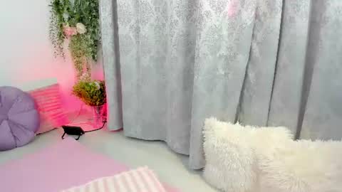 Snapshot of josephinemoon chatting on 07.19.26 Josephine online show from 07.19.26