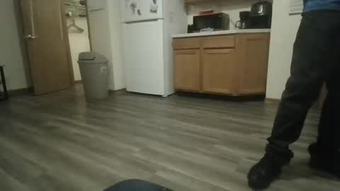 Snapshot of josephung1 chatting on 12.27.24 sissy josphine online show from 12.27.24