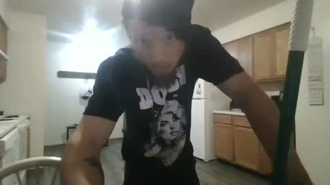 Snapshot of josephung1 chatting on 12.29.24 sissy josphine online show from 12.29.24