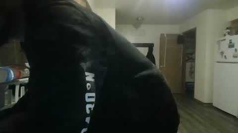 Snapshot of josephung1 chatting on 01.12.25 sissy josphine online show from 01.12.25