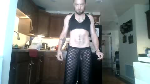 Snapshot of josephung1 chatting on 09.11.25 sissy josphine online show from 09.11.25