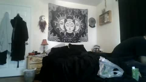 Snapshot of josephung1 chatting on 09.12.25 sissy josphine online show from 09.12.25