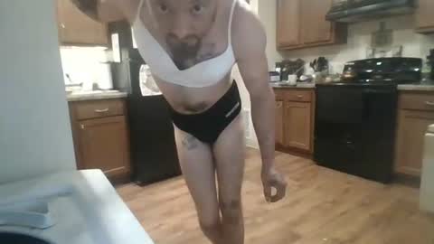 Snapshot of josephung1 chatting on 11.03.25 sissy josphine online show from 11.03.25