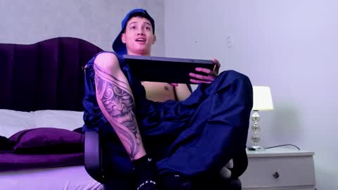 Snapshot of joshbeech chatting on 02.28.26 JoshBeech online show from 02.28.26