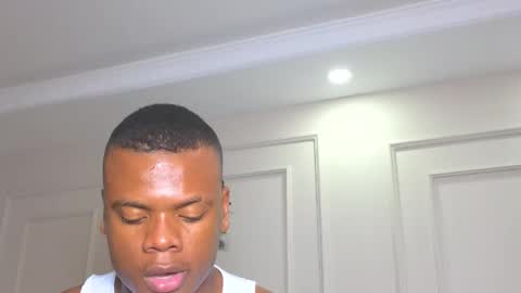 Snapshot of joshloganx chatting on 01.26.25 joshloganx online show from 01.26.25