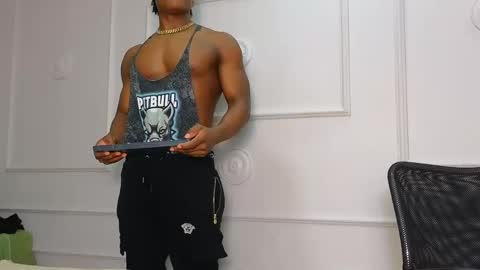 Snapshot of joshloganx chatting on 01.27.25 joshloganx online show from 01.27.25