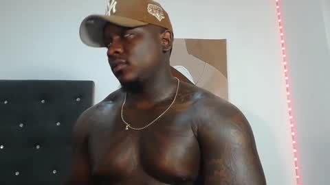 Snapshot of joshmorri chatting on 11.07.25 JHON online show from 11.07.25