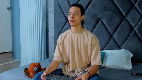 Josh Rashford online show from 02.25.25