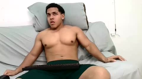 Snapshot of jostin_dark02 chatting on 01.14.25 jostin_dark02 online show from 01.14.25