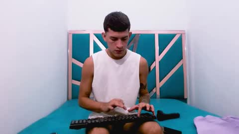 josue_linares online show from 09.18.25