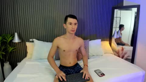 Snapshot of jota_stevensxx chatting on 10.11.25 Jota Stivens online show from 10.11.25