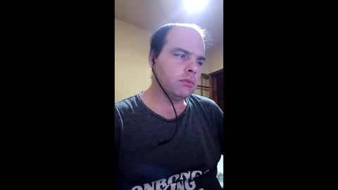 Snapshot of jovissafado chatting on 12.23.25 safado online show from 12.23.25