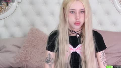 Snapshot of joybarker chatting on 09.21.25 Joy Barker online show from 09.21.25