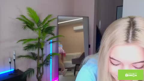 Snapshot of joybunny chatting on 02.10.25 joybunny online show from 02.10.25