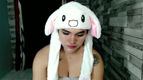 Snapshot of joycum_xxx chatting on 01.11.25 JOY in your heart online show from 01.11.25