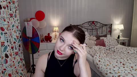 Snapshot of joyofsoul chatting on 12.28.24 Ginny online show from 12.28.24