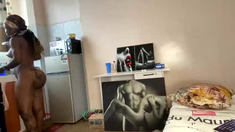 Butterflyass online show from 11.01.25