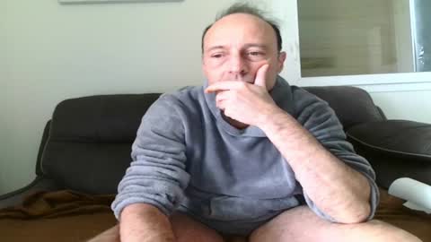 Snapshot of jpf421 chatting on 01.26.25 exhib248 online show from 01.26.25