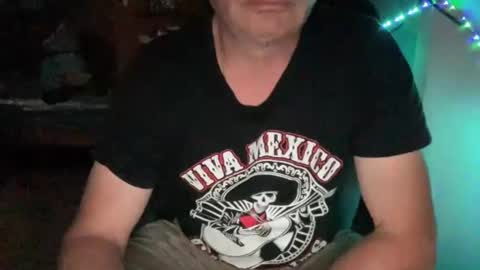 Snapshot of jraiven chatting on 12.31.24 Soy Rai online show from 12.31.24