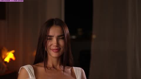 Jennifer Diaz online show from 09.29.25