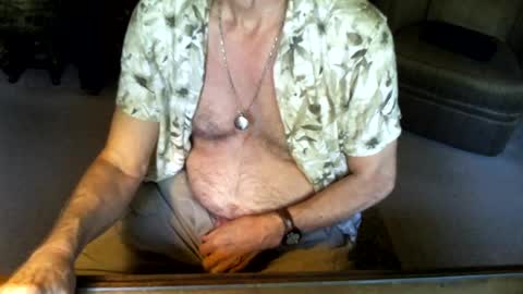 Snapshot of jt335577 chatting on 06.18.26 jt335577 online show from 06.18.26