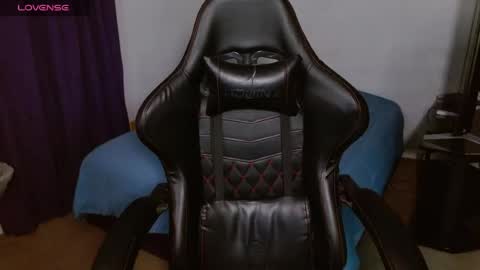 Jessi Dee online show from 04.20.26