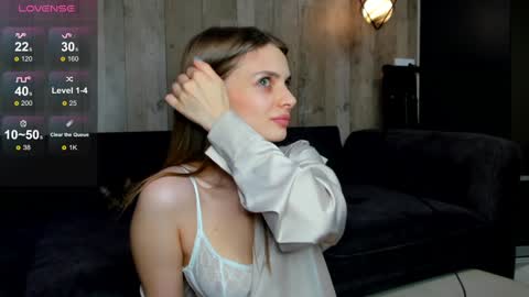 Julia and Julia online show from 12.29.24