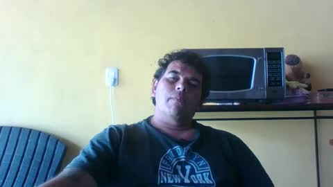 Snapshot of juan1019rosa chatting on 03.10.25 ronaldo online show from 03.10.25