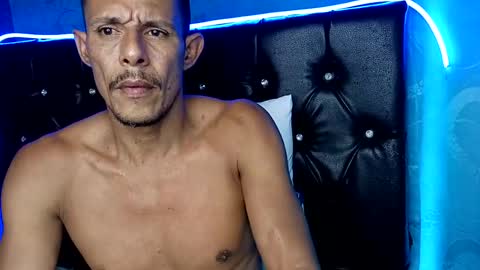 Juan y la flaca online show from 02.12.26