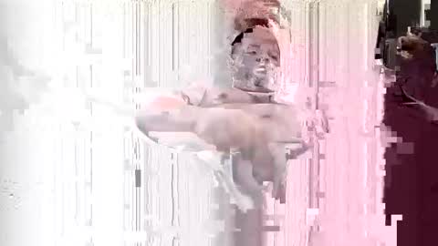 Snapshot of juan575390 chatting on 02.14.25 juan575390 online show from 02.14.25