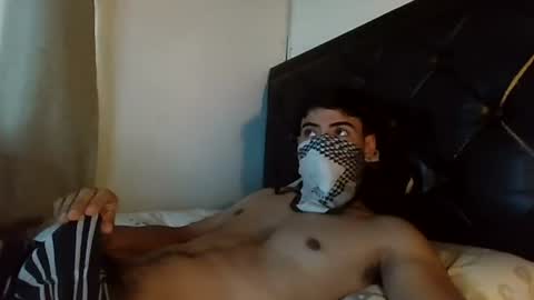 Snapshot of juan_bunny chatting on 08.05.26 lJuanl online show from 08.05.26